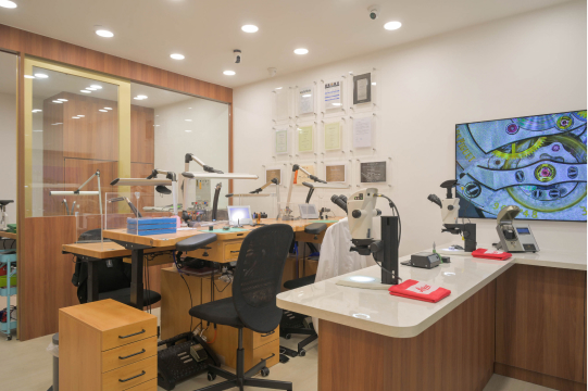 Watchlab by Watch Exchange interior